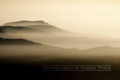Photographie des Vosges, Ligne bleue des Vosges dans la brume